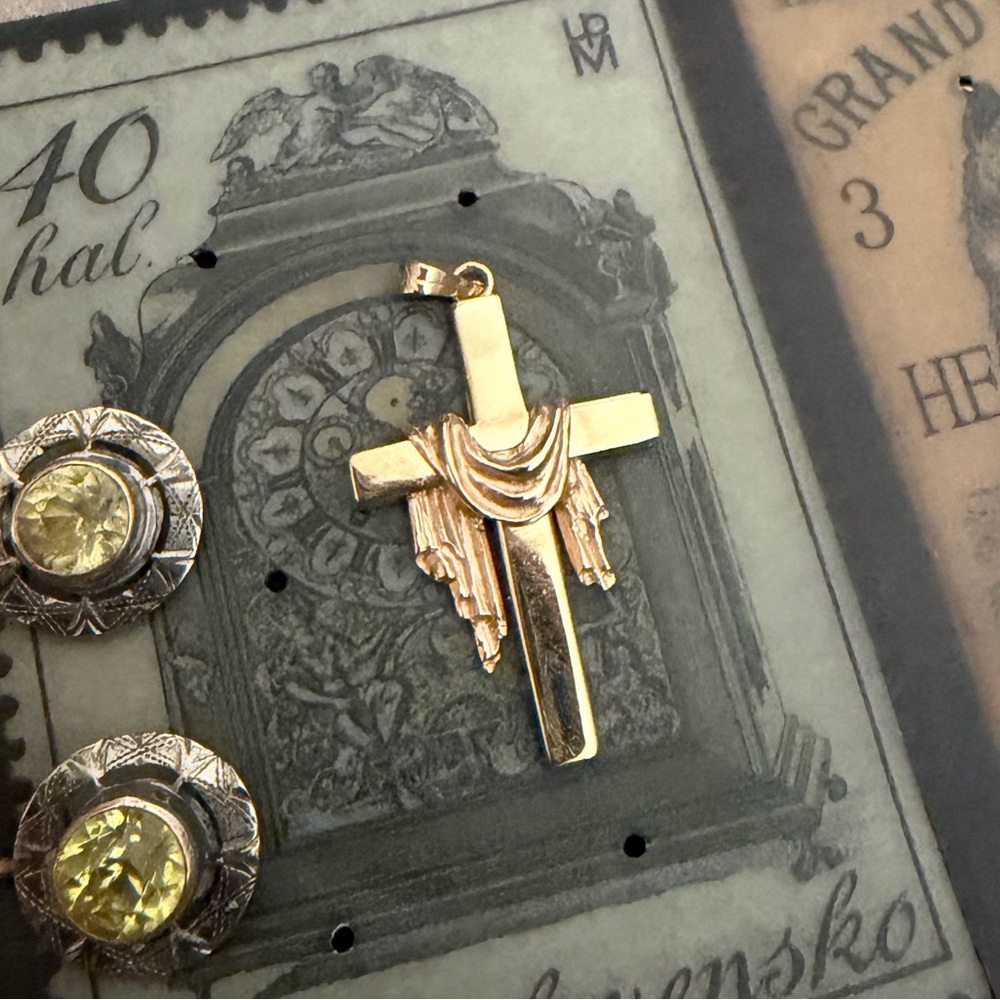 14k solid yellow and rose gold draped religious cross pendant christian catholic